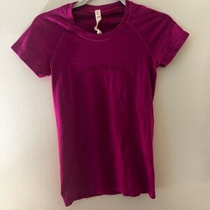 Swiftly Tech Short-Sleeve Crew - Chilled Grape